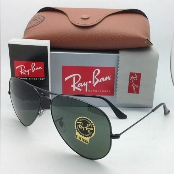 LIKE NEW RayBan Aviator RB3025 Black Ray ban Sunglasses - Picture 9 of 16